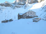 Memminger Hütte im Schnee